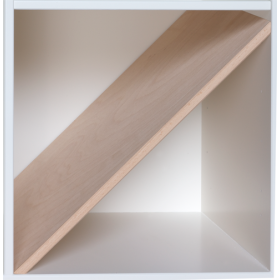 KUBIK tre skrå vinhylle